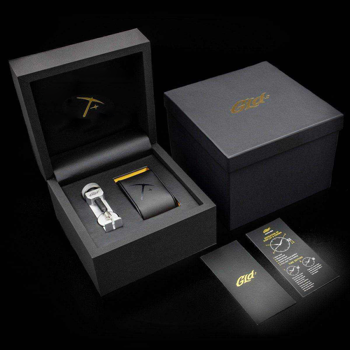 39MM Visionary Fully Iced Case & Black Dial Watch - Yellow Gold